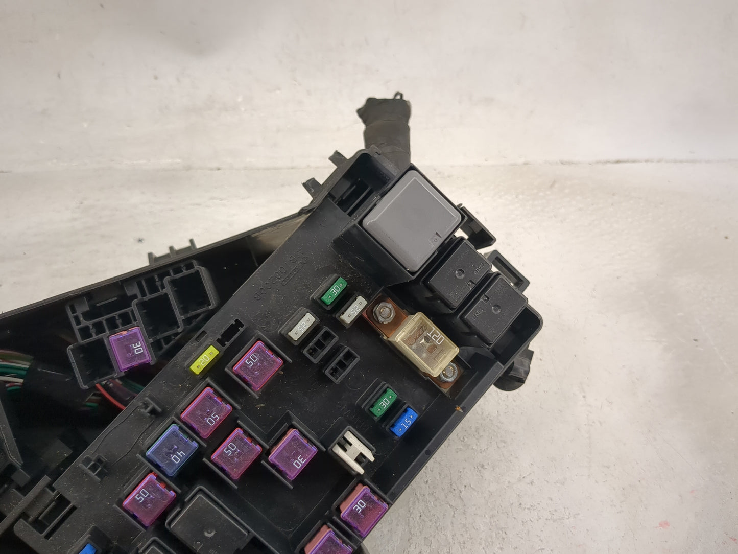 2015 Subaru Xv Fusebox Fuse Box Panel Relay Module P/N:MB502000B Fits OEM Used Auto Parts - Oemusedautoparts1.com