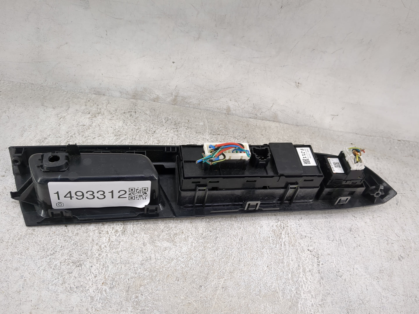 2015 Subaru Xv Master Power Window Switch Replacement Driver Side Left P/N:83071FJ110 83061FJ010 Fits Fits 2016 OEM Used Aut
