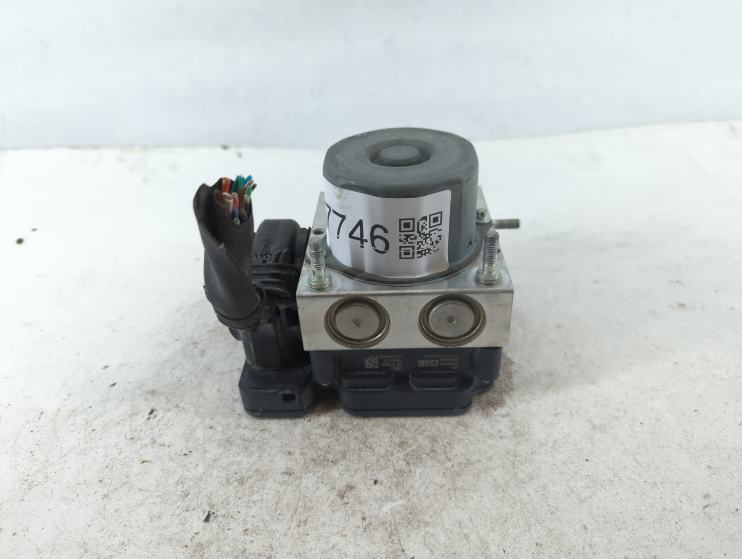 2015 Subaru Xv ABS Pump Control Module Replacement P/N:269 535 27336F J220 Fits Fits 2016 OEM Used Auto Parts - Oemusedautop