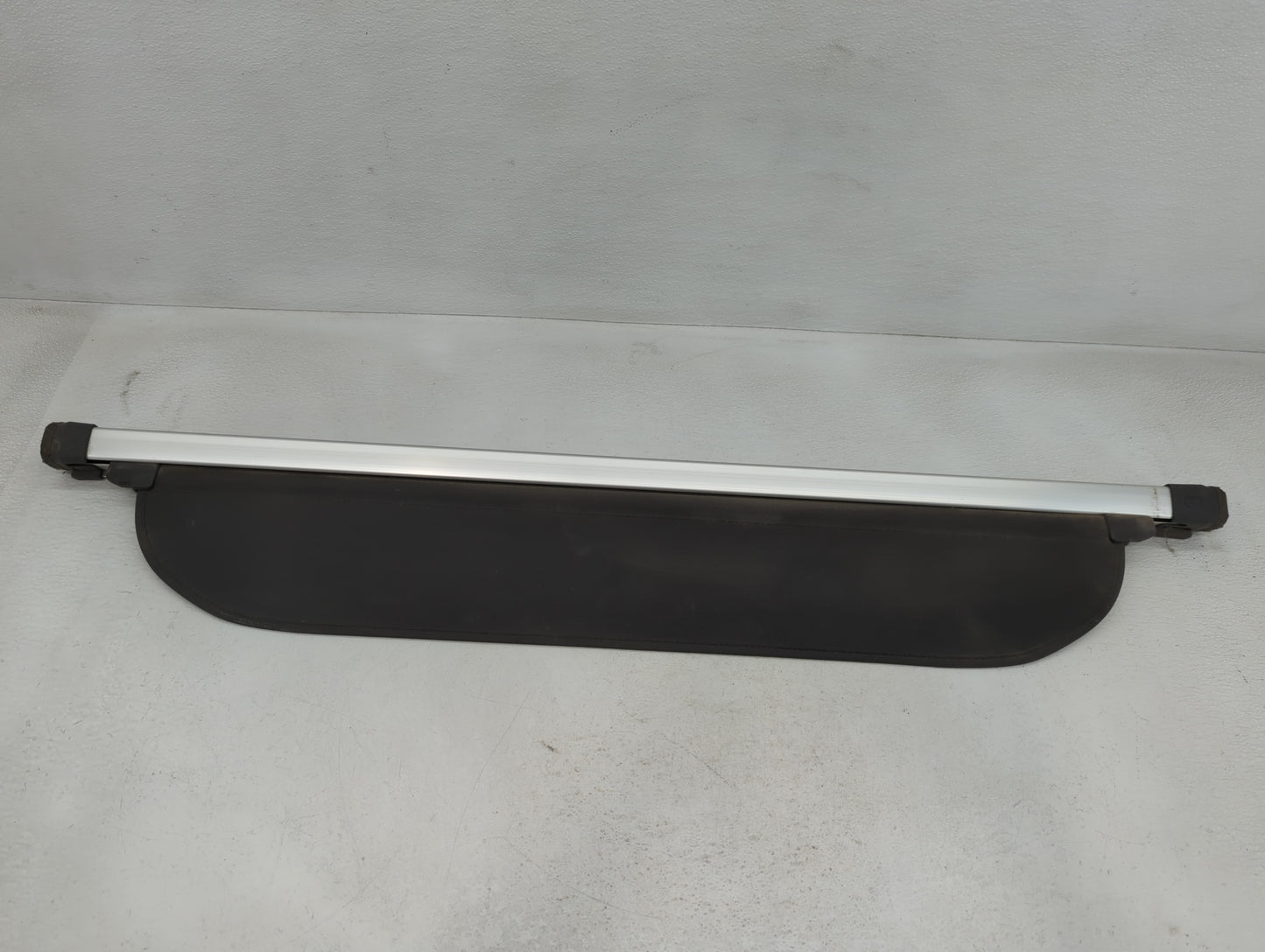 2016 Subaru Xv Rear Cargo Cover Storage Retractable Shade - Oemusedautoparts1.com