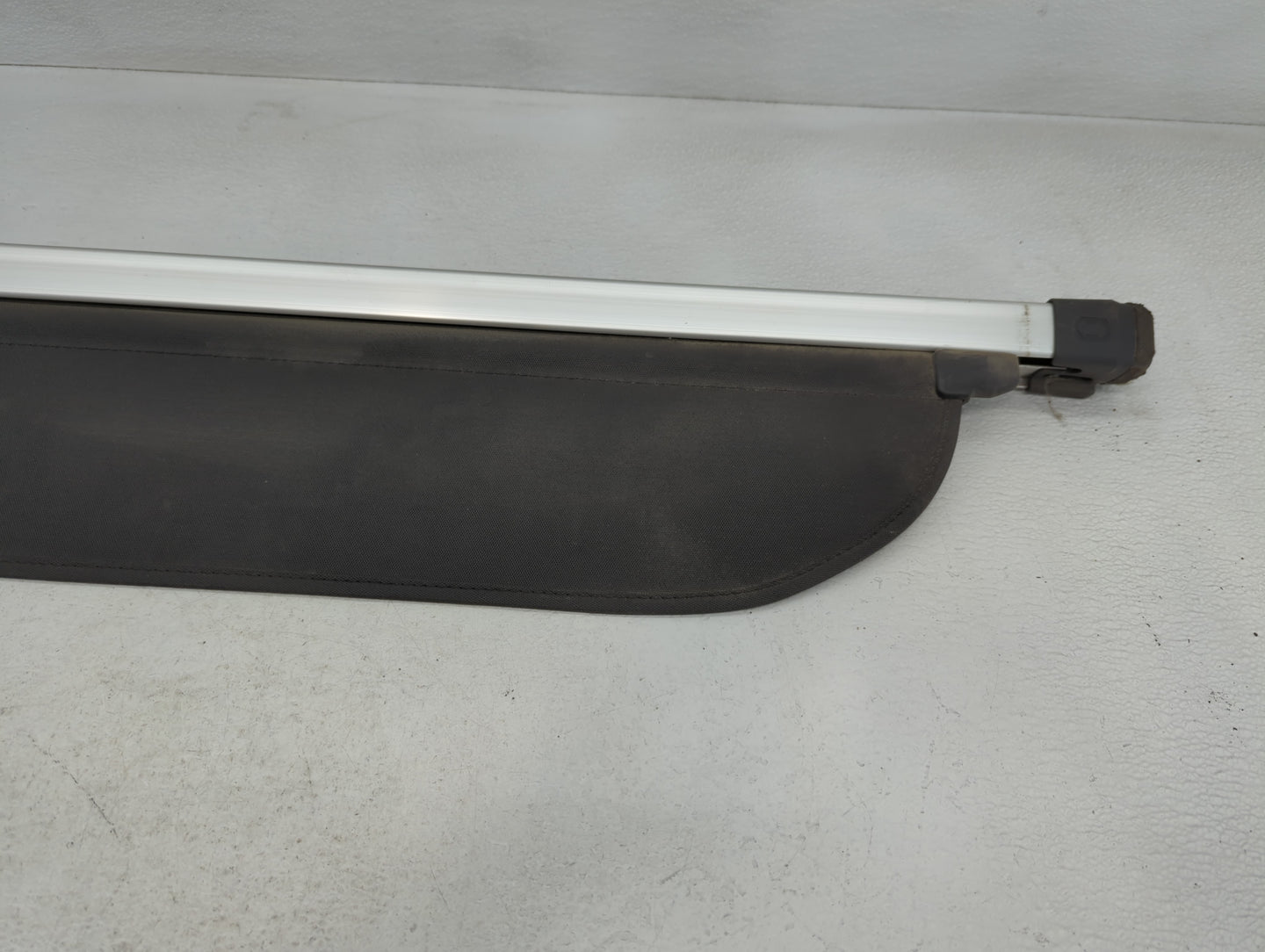 2016 Subaru Xv Rear Cargo Cover Storage Retractable Shade - Oemusedautoparts1.com