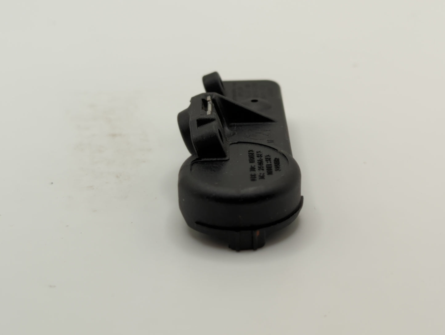 2016 Subaru Xv Crosstrek Tire Pressure Monitoring System Sensor Tpms - Oemusedautoparts1.com