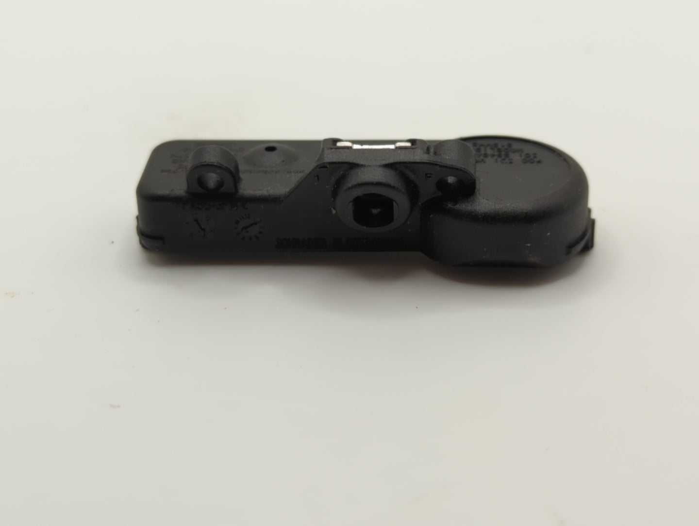 2016 Subaru Xv Crosstrek Tire Pressure Monitoring System Sensor Tpms - Oemusedautoparts1.com
