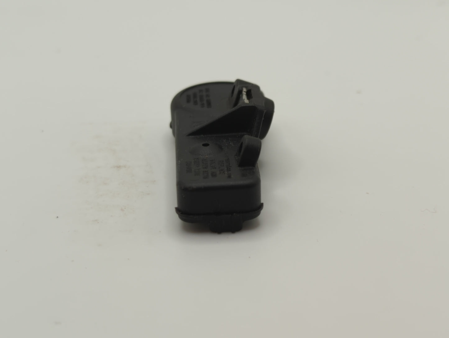 2016 Subaru Xv Crosstrek Tire Pressure Monitoring System Sensor Tpms - Oemusedautoparts1.com
