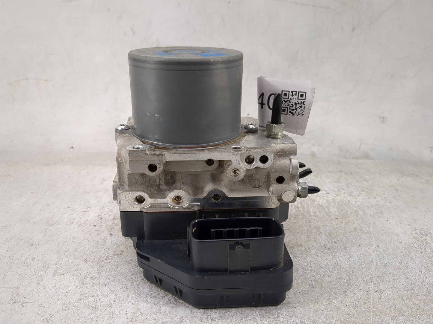 2016-2019 Toyota 4runner ABS Pump Control Module Replacement P/N:44540-35010 89541-35120 Fits Fits 2016 2017 2018 2019 OEM U