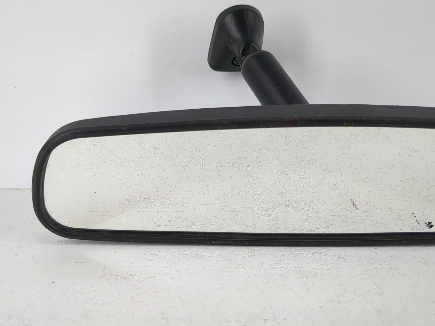 2016 Toyota Avalon Interior Rear View Mirror Replacement OEM P/N:E11045617 Fits OEM Used Auto Parts - Oemusedautoparts1.com