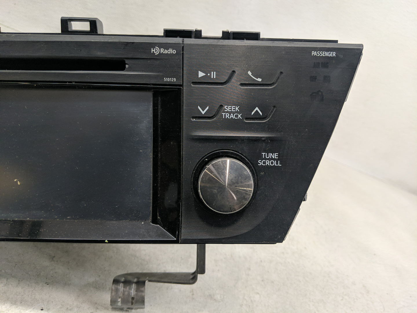 2016-2018 Toyota Avalon Radio AM FM Cd Player Receiver Replacement P/N:86140-07100 Fits Fits 2016 2017 2018 OEM Used Auto Pa