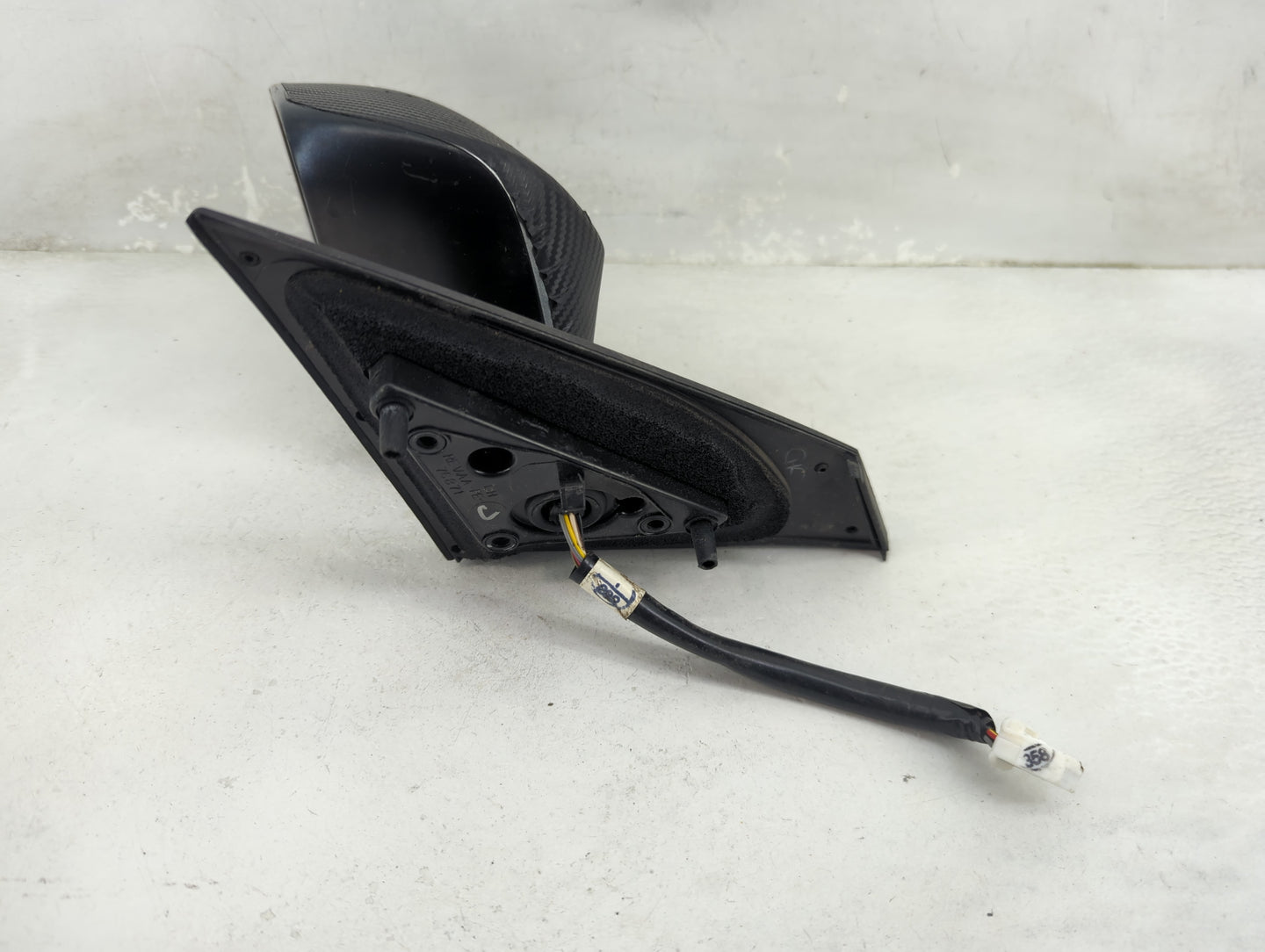 2013-2018 Toyota Avalon Driver Side View Mirror - Left Door Mirror OEM Used - Oemusedautoparts1.com