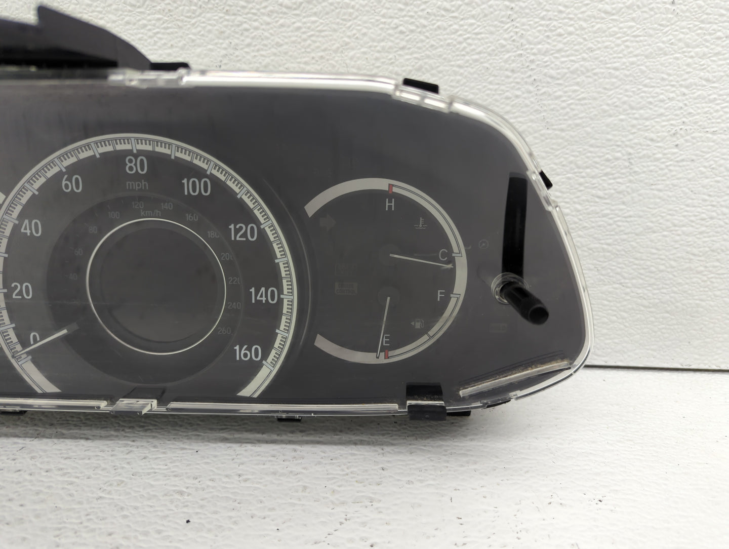 2016-2018 Toyota Avalon Instrument Cluster Speedometer Gauges P/N:78100-T1F-A242-M1 Fits Fits 2016 2017 2018 OEM Used Auto P