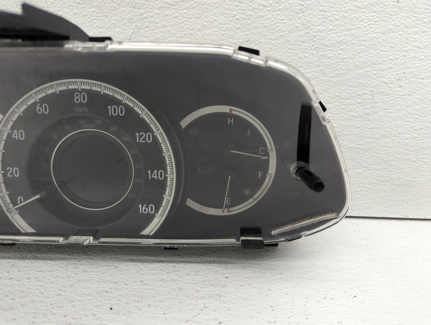 2016-2018 Toyota Avalon Instrument Cluster Speedometer Gauges P/N:78100-T1F-A242-M1 Fits Fits 2016 2017 2018 OEM Used Auto P