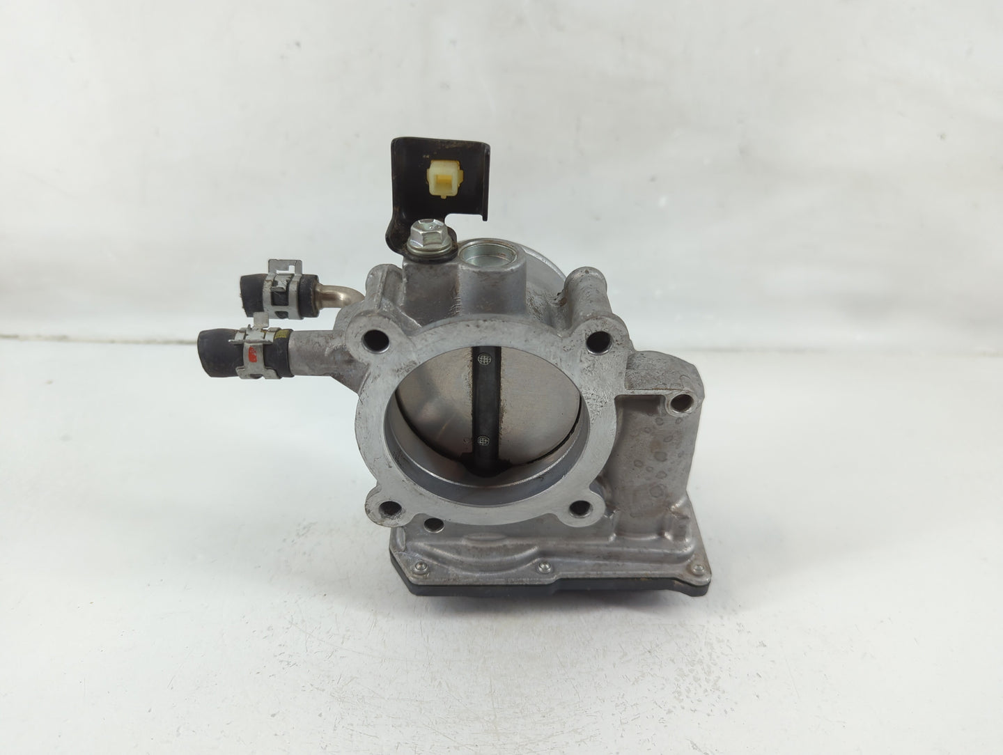 2010-2017 Toyota Camry Throttle Body P/N:22030-0V010 Fits Fits 2009 2010 2011 2012 2013 2014 2015 2016 2017 2018 2019 OEM Us