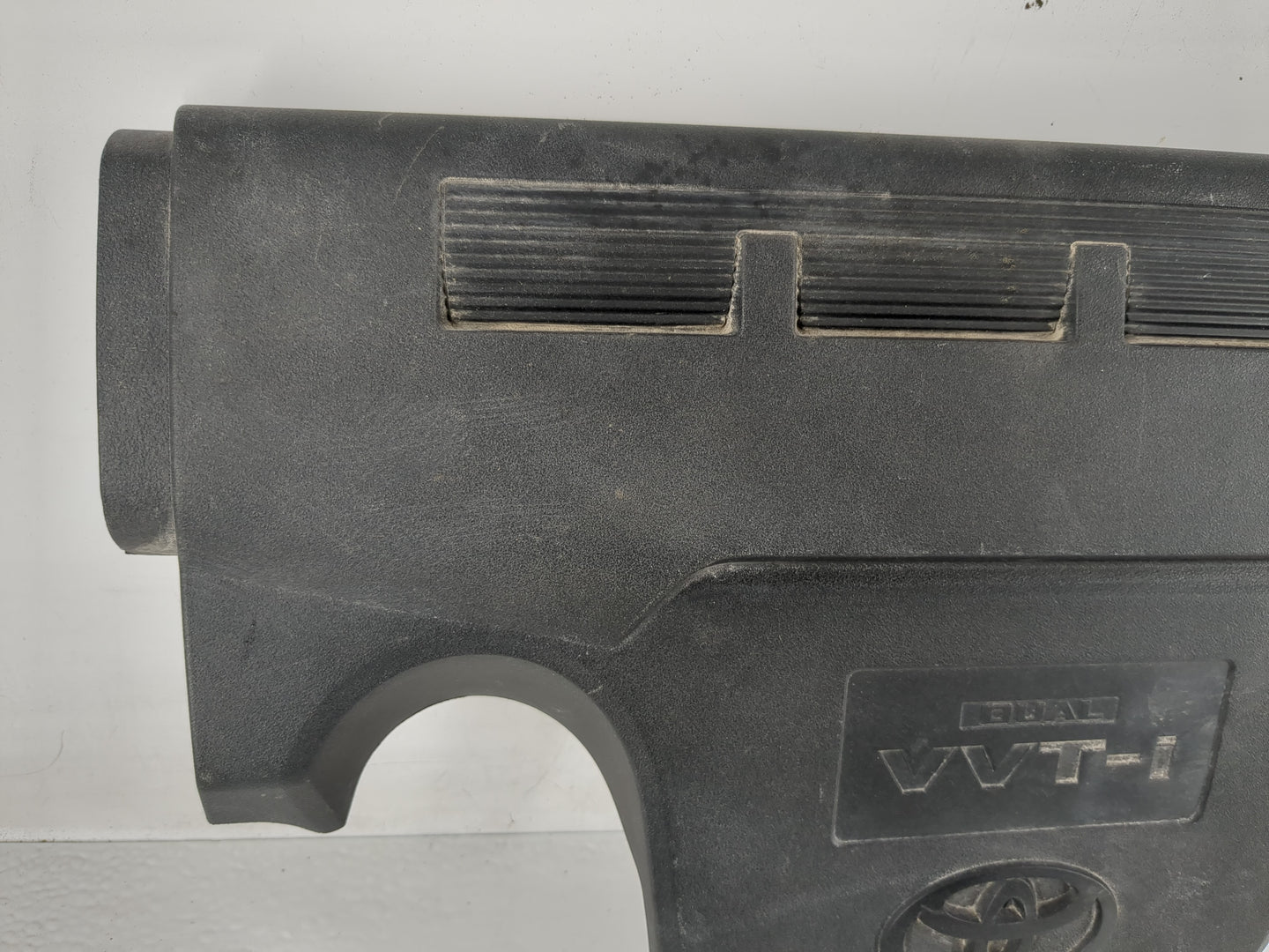 2016 Toyota Camry Engine Cover - Oemusedautoparts1.com