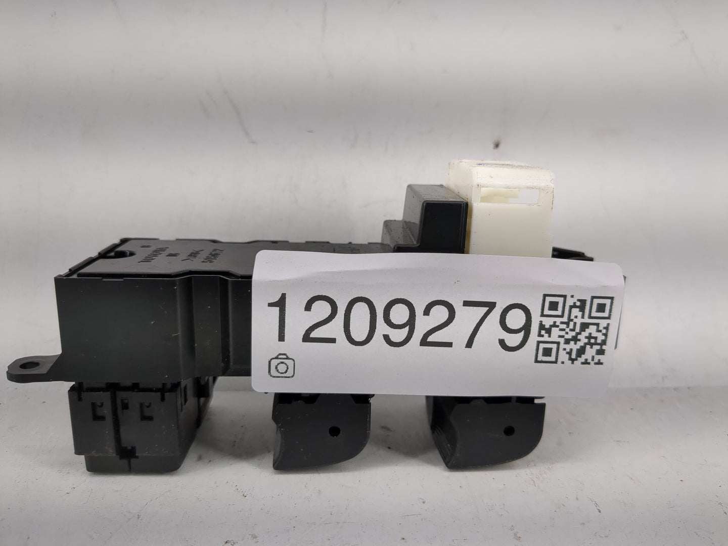 2015-2017 Toyota Camry Master Power Window Switch Replacement Driver Side Left Fits Fits 2015 2016 2017 OEM Used Auto Parts 