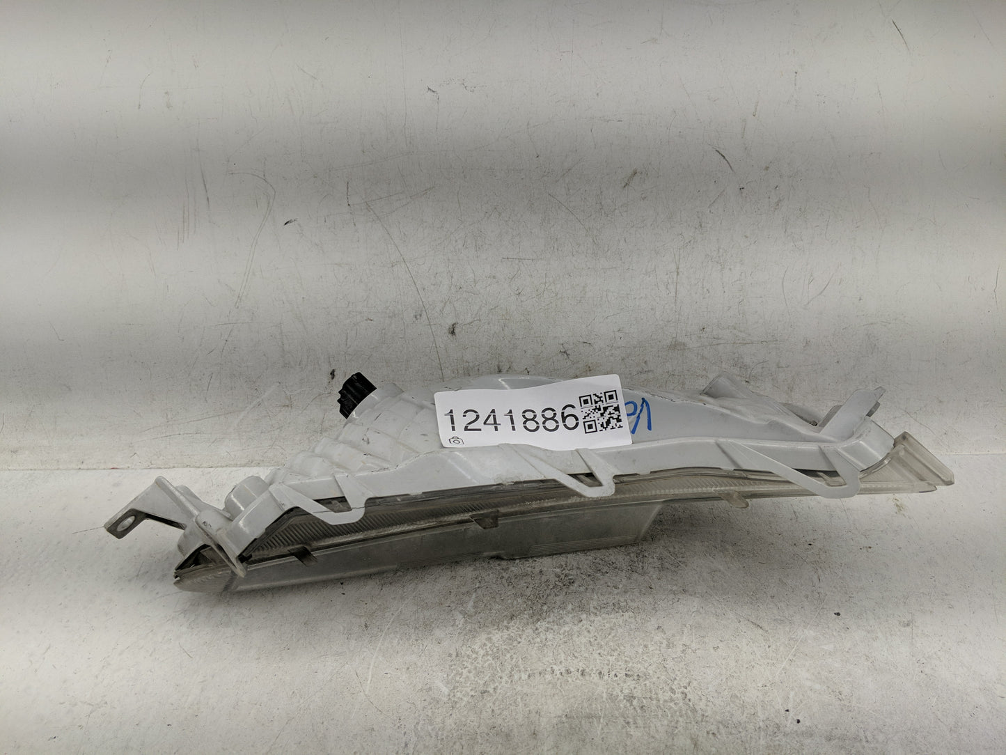 2016 Toyota Camry Tail Light Assembly Passenger Right OEM Fits OEM Used Auto Parts - Oemusedautoparts1.com
