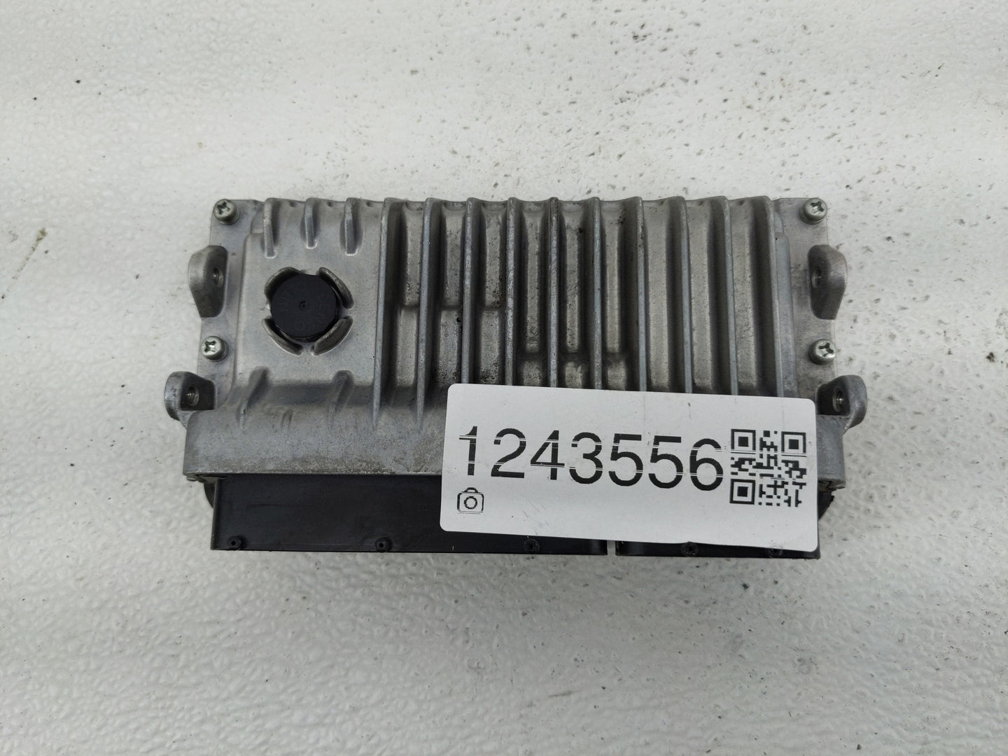 2016-2017 Toyota Camry PCM Engine Control Computer ECU ECM PCU OEM P/N:TN275600-7280 89661-06N11 Fits Fits 2016 2017 OEM Use