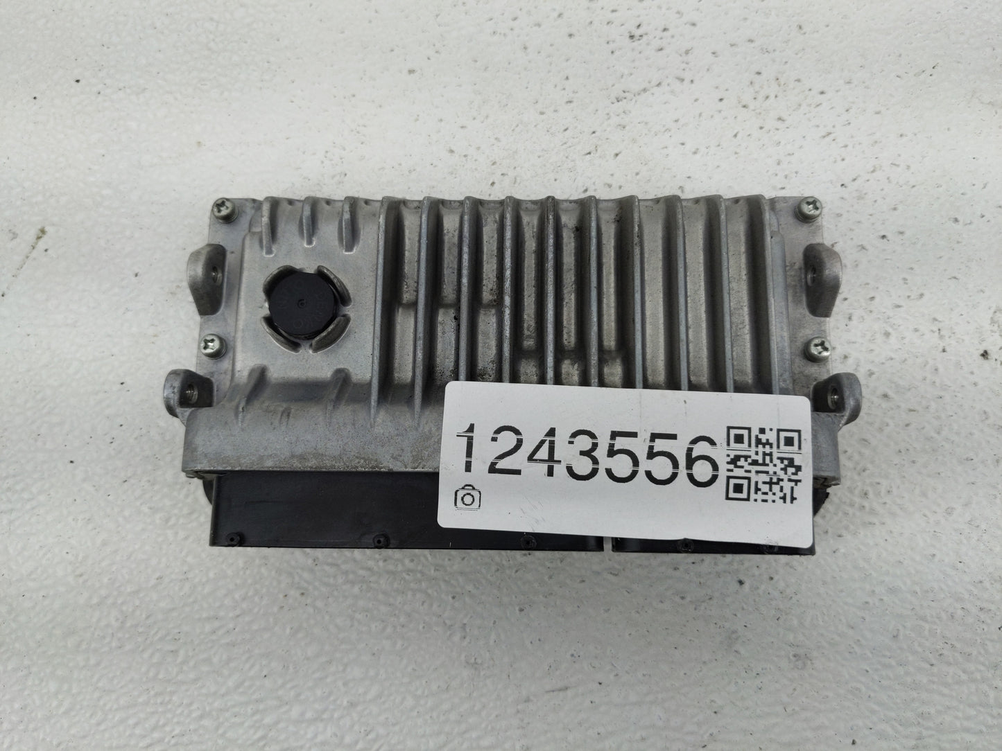 2016-2017 Toyota Camry PCM Engine Control Computer ECU ECM PCU OEM P/N:TN275600-7280 89661-06N11 Fits Fits 2016 2017 OEM Use