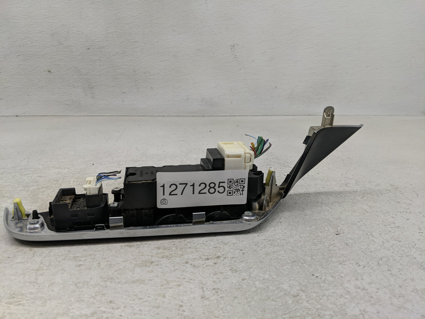 2015-2017 Toyota Camry Master Power Window Switch Replacement Driver Side Left P/N:84820-06120 Fits Fits 2015 2016 2017 OEM 