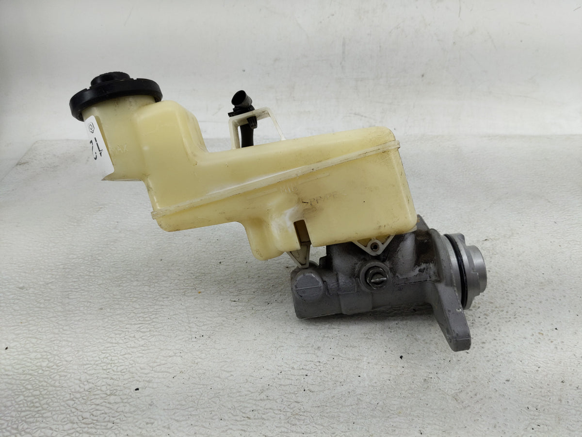 2016 Toyota Camry Power Brake Booster Oem 1290063 - Oemusedautoparts1.com