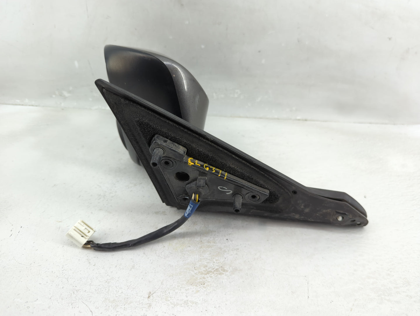 2015-2017 Toyota Camry Driver Side View Mirror - Left Door Mirror OEM Used - Oemusedautoparts1.com