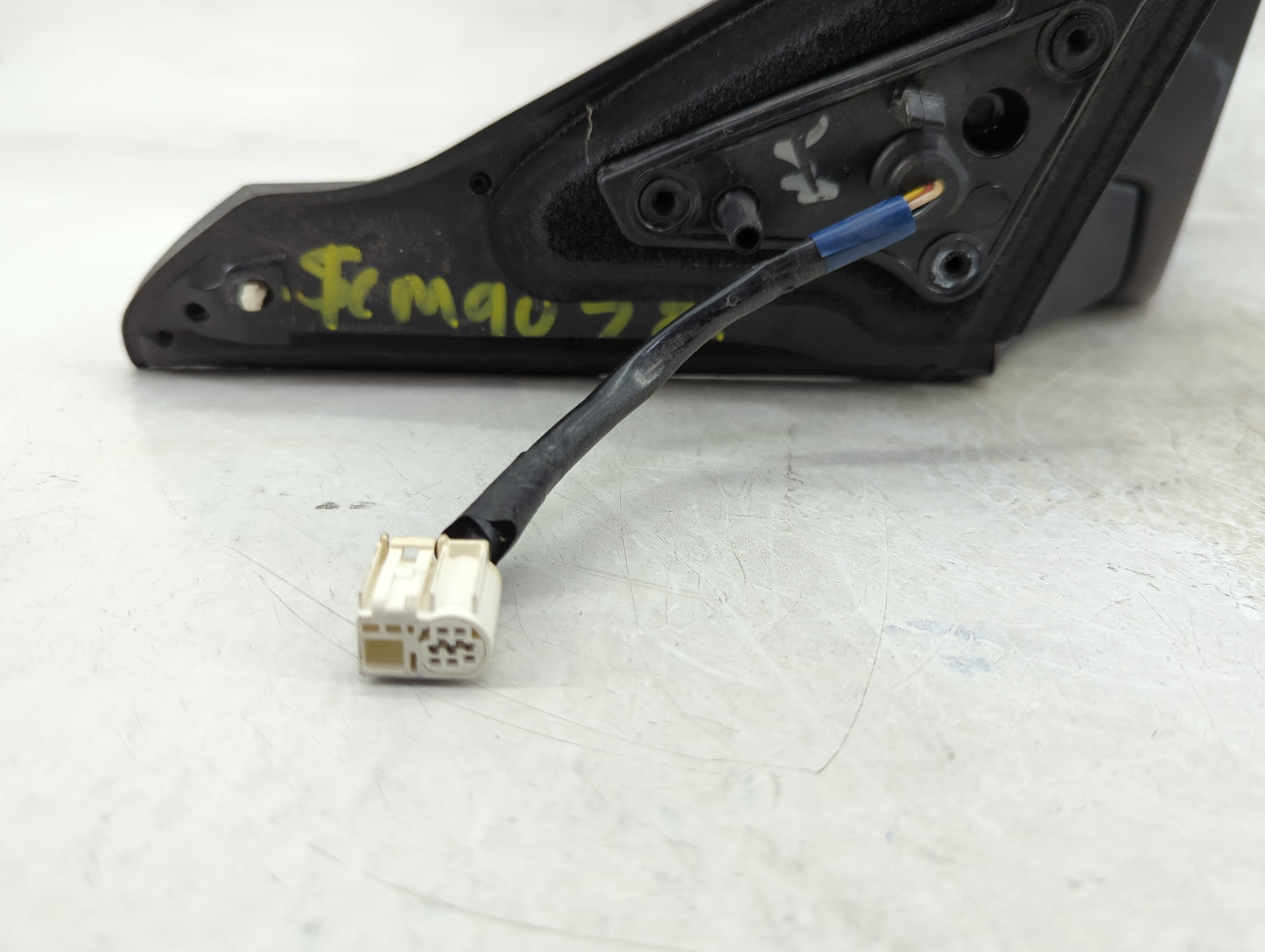 2015-2017 Toyota Camry Passenger Side View Mirror - Right Door Mirror OEM Used - Oemusedautoparts1.com