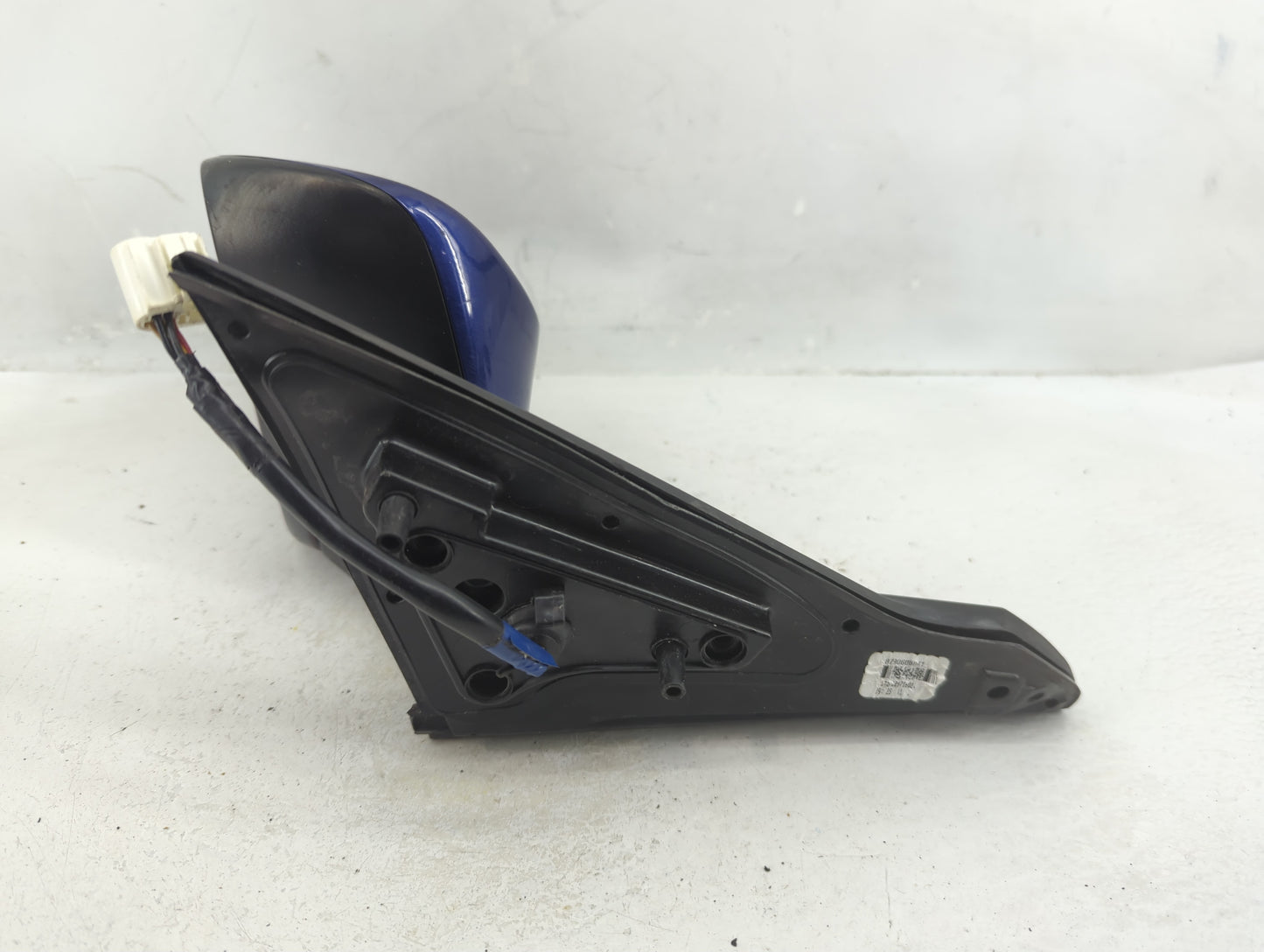 2015-2017 Toyota Camry Driver Side View Mirror - Left Door Mirror OEM Used - Oemusedautoparts1.com