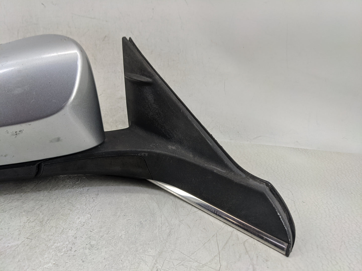 2015-2017 Toyota Camry Passenger Side View Mirror - Right Door Mirror OEM Used - Oemusedautoparts1.com