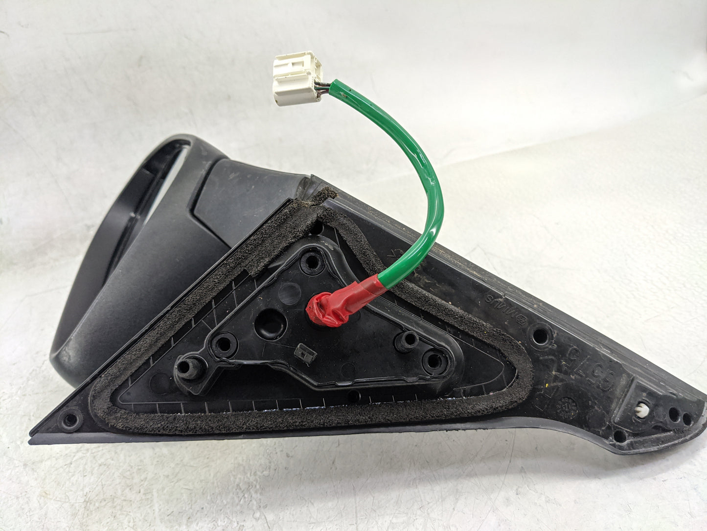 2015-2017 Toyota Camry Passenger Side View Mirror - Right Door Mirror OEM Used - Oemusedautoparts1.com