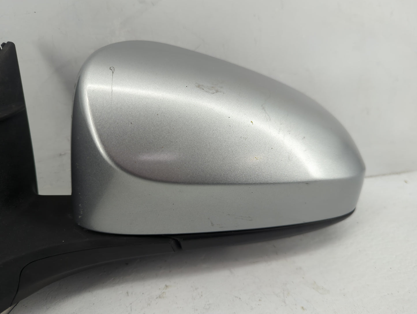 2015-2017 Toyota Camry Driver Side View Mirror - Left Door Mirror OEM Used - Oemusedautoparts1.com