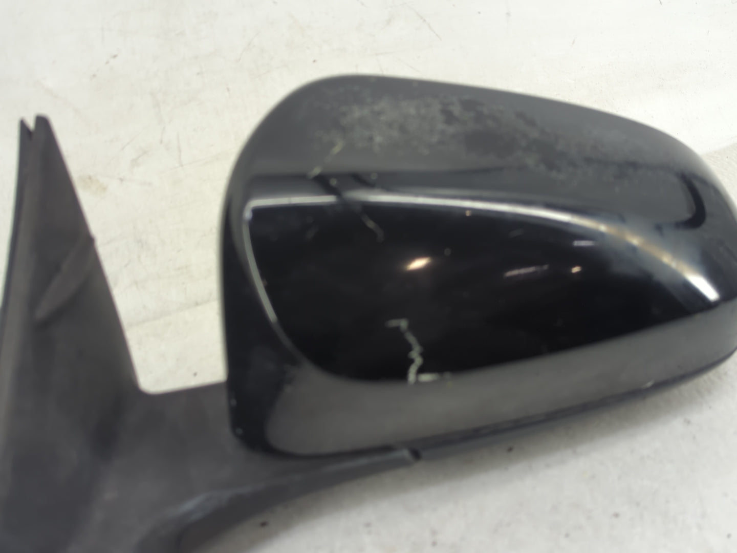 2015-2017 Toyota Camry Driver Side View Mirror - Left Door Mirror OEM Used - Oemusedautoparts1.com