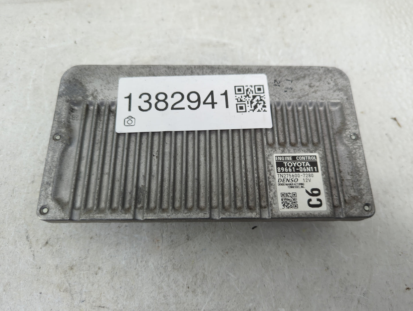 2016-2017 Toyota Camry PCM Engine Control Computer ECU ECM PCU OEM P/N:89661-06N11 Fits Fits 2016 2017 OEM Used Auto Parts -