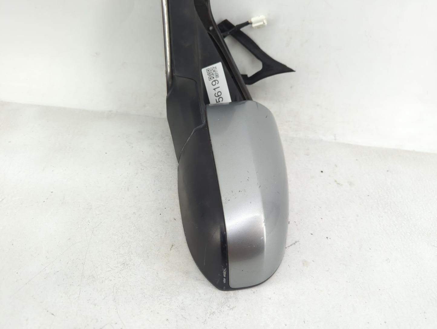2015-2017 Toyota Camry Driver Side View Mirror - Left Door Mirror OEM Used - Oemusedautoparts1.com