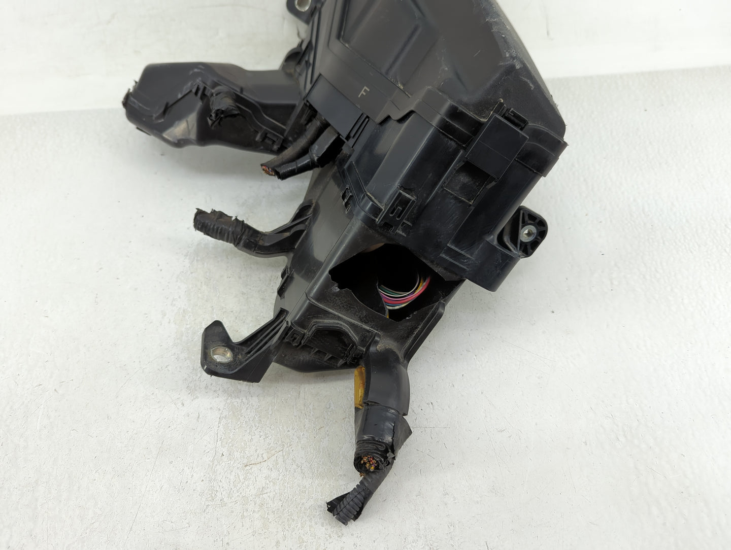 2012-2017 Toyota Camry Fusebox Fuse Box Panel Relay Module P/N:82740-33030 Fits Fits 2012 2013 2014 2015 2016 2017 OEM Used 
