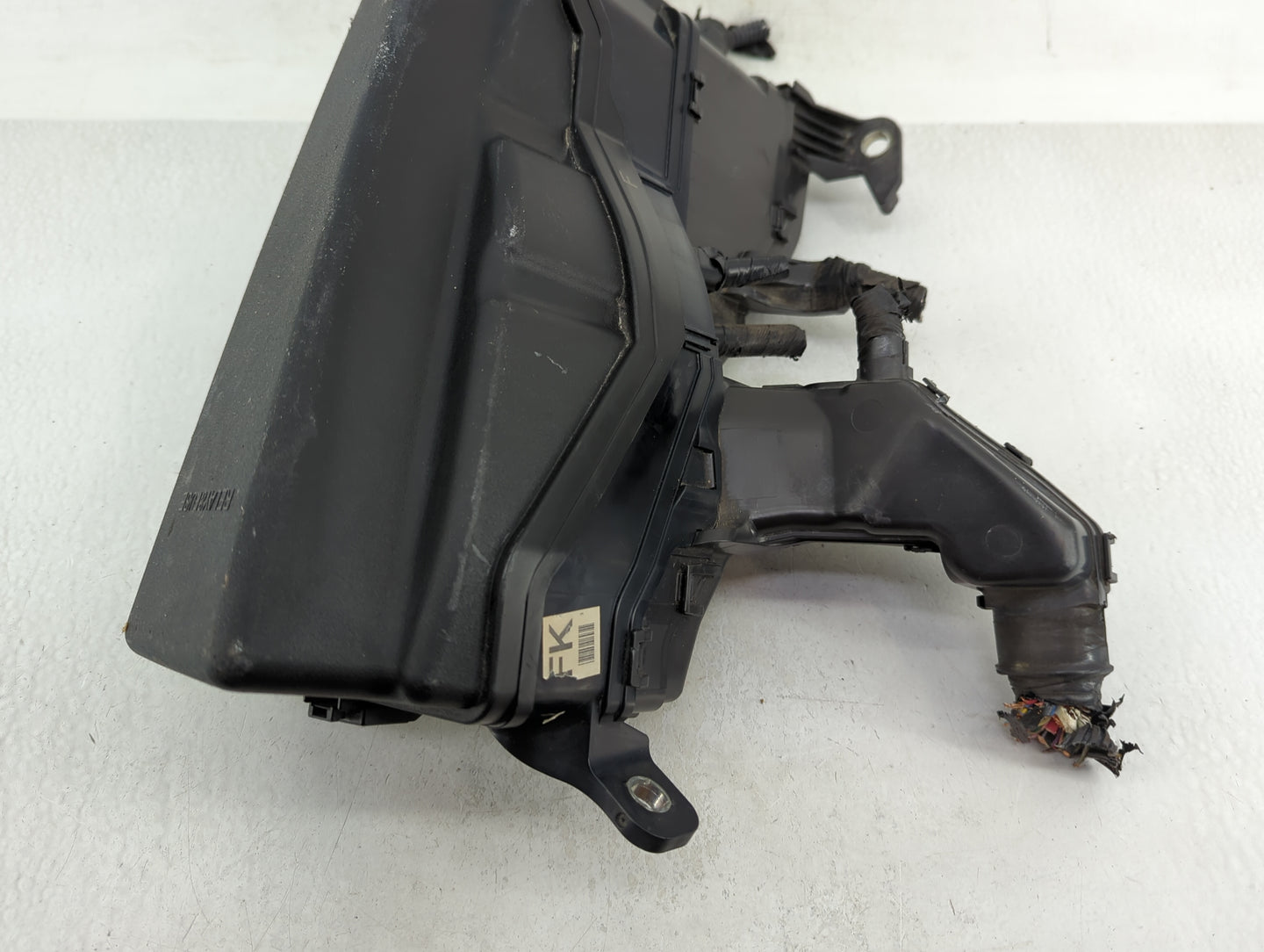 2012-2017 Toyota Camry Fusebox Fuse Box Panel Relay Module P/N:82740-33030 Fits Fits 2012 2013 2014 2015 2016 2017 OEM Used 