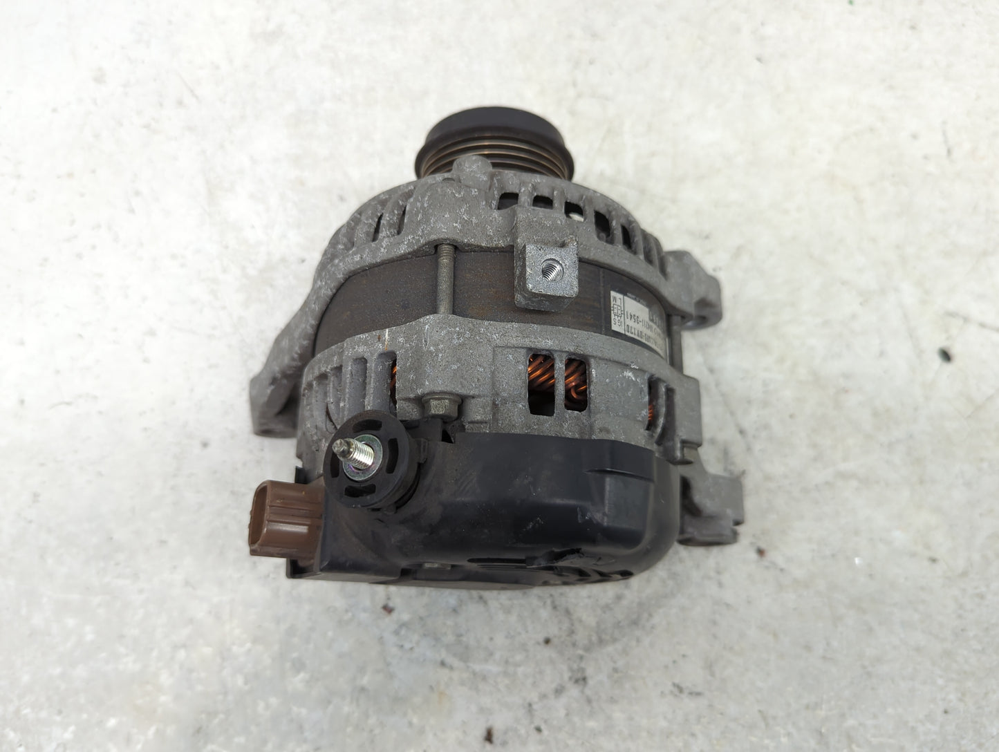 2015-2017 Toyota Camry Alternator Replacement Generator Charging Assembly Engine OEM P/N:104211-3541 27060-0V170 Fits OEM Us