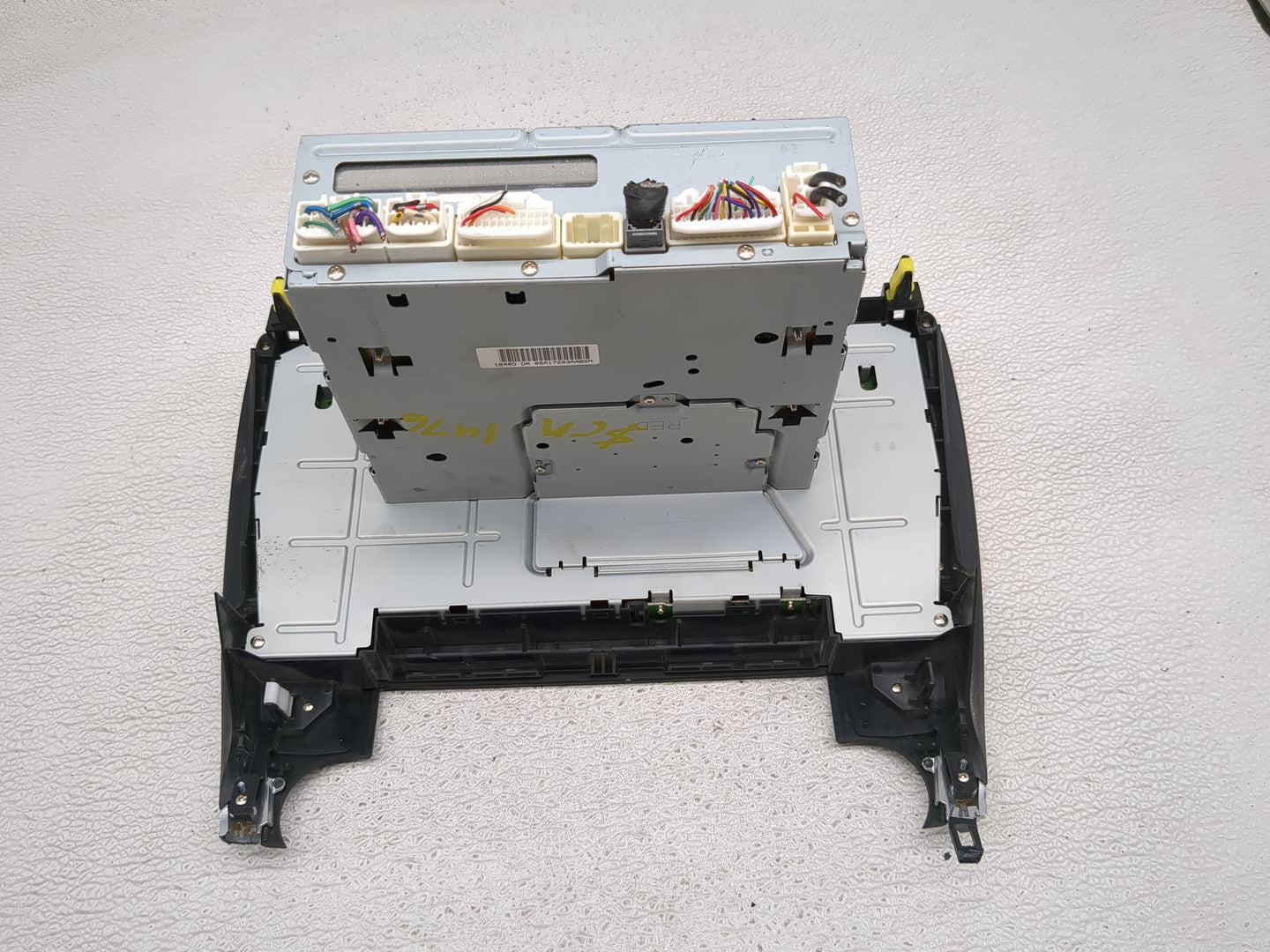 2016-2017 Toyota Camry Radio AM FM Cd Player Receiver Replacement P/N:86140-06660 Fits Fits 2016 2017 OEM Used Auto Parts - 