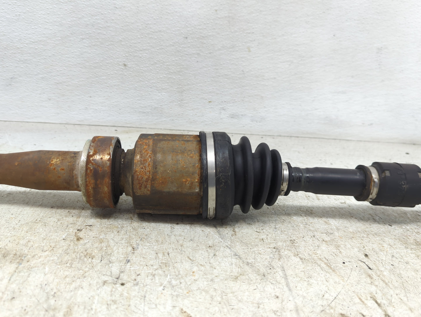 2012-2017 Toyota Camry Axle Shaft Front Passenger Cv C/v - Oemusedautoparts1.com