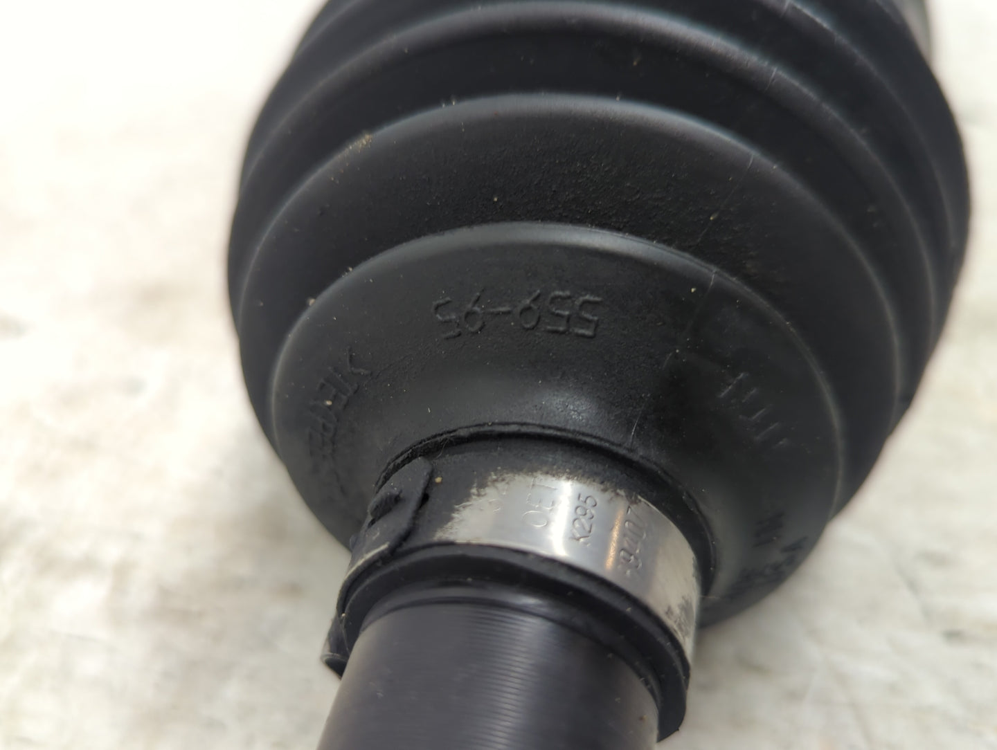 2012-2017 Toyota Camry Axle Shaft Front Driver Cv C/v - Oemusedautoparts1.com