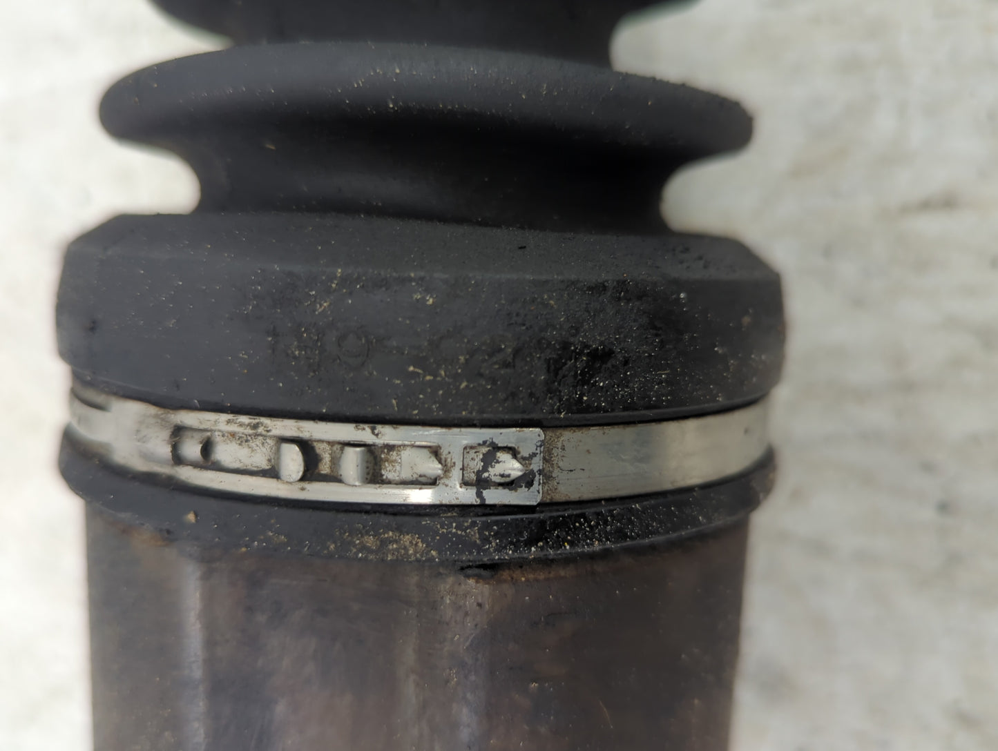 2012-2017 Toyota Camry Axle Shaft Front Driver Cv C/v - Oemusedautoparts1.com