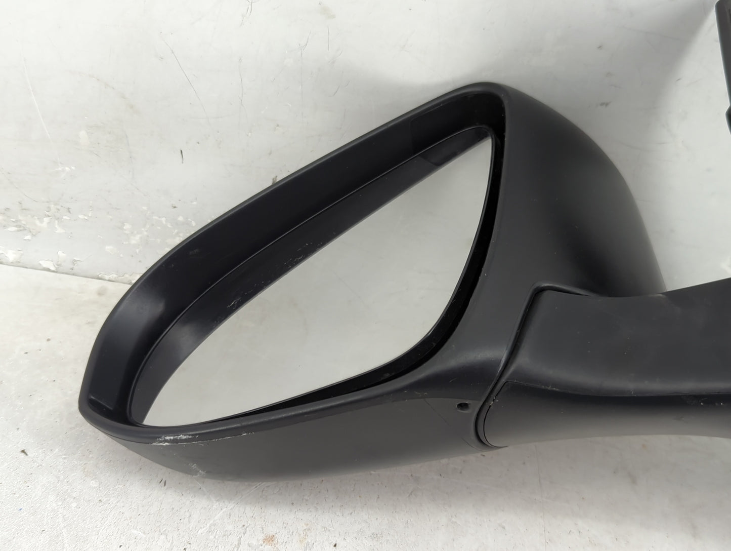 2015-2017 Toyota Camry Driver Side View Mirror - Left Door Mirror OEM Used - Oemusedautoparts1.com