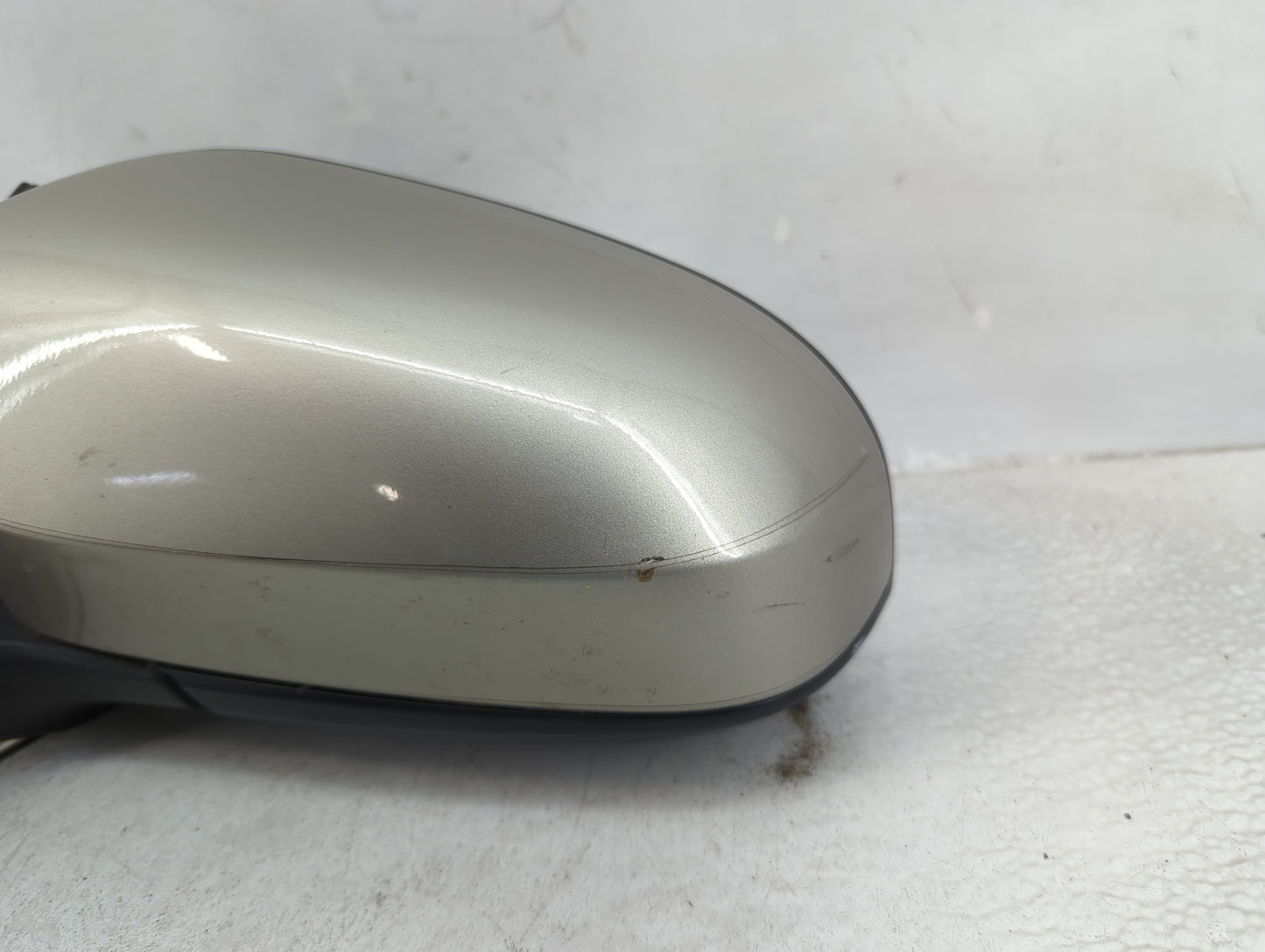 2015-2017 Toyota Camry Driver Side View Mirror - Left Door Mirror OEM Used - Oemusedautoparts1.com