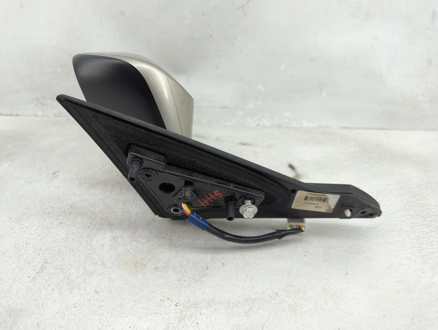 2015-2017 Toyota Camry Driver Side View Mirror - Left Door Mirror OEM Used - Oemusedautoparts1.com