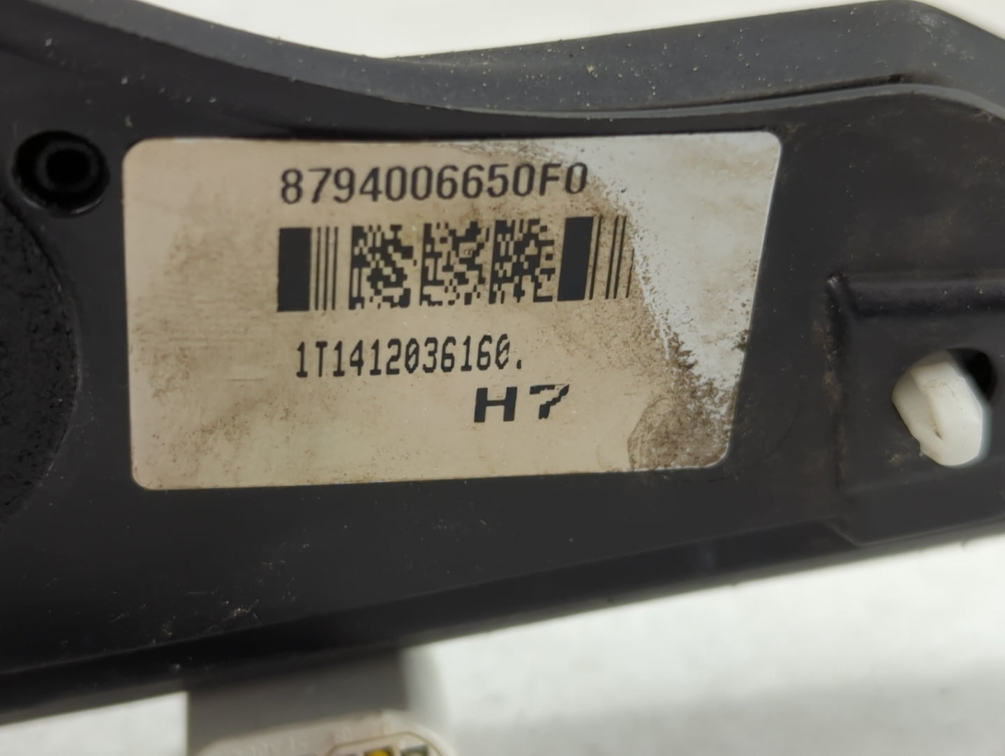 2015-2017 Toyota Camry Driver Side View Mirror - Left Door Mirror OEM Used - Oemusedautoparts1.com