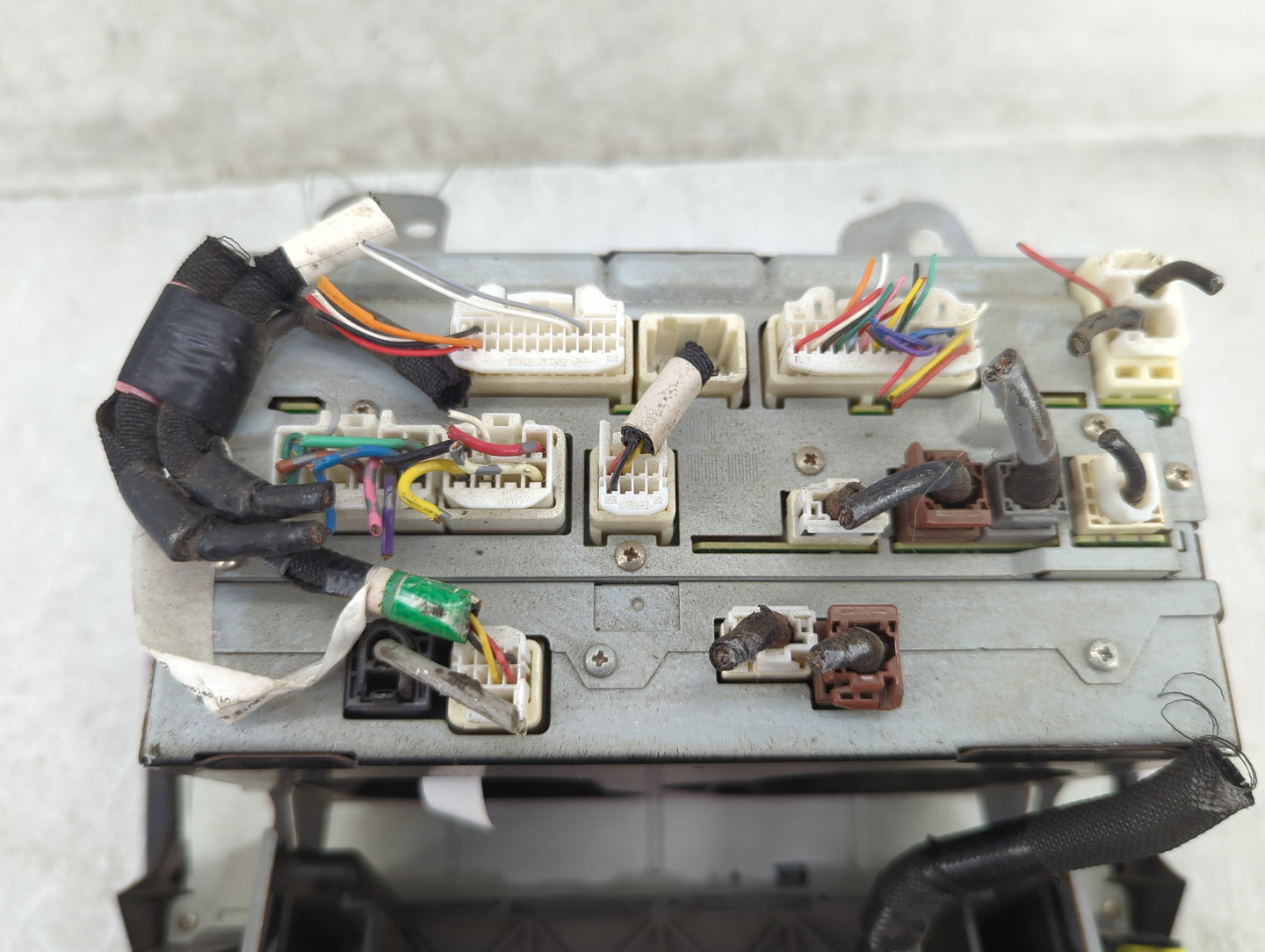 2016-2017 Toyota Camry Radio AM FM Cd Player Receiver Replacement P/N:86100-06491 FT004D, BABFT004D, MMA04372 Fits Fits 2016