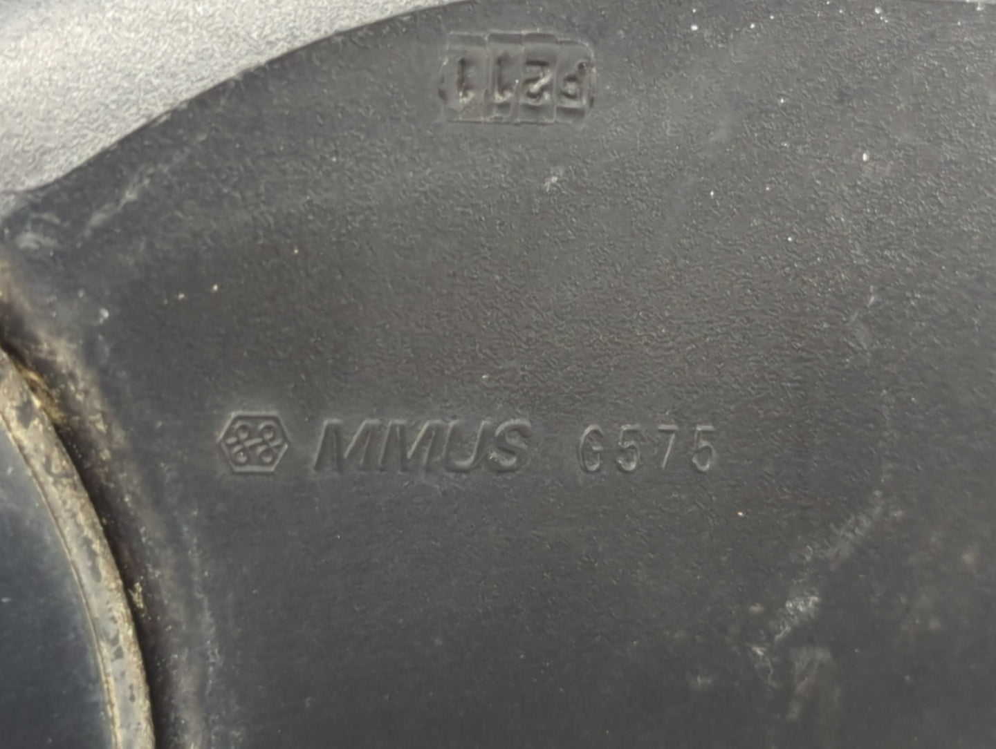 2015-2017 Toyota Camry Passenger Side View Mirror - Right Door Mirror OEM Used - Oemusedautoparts1.com
