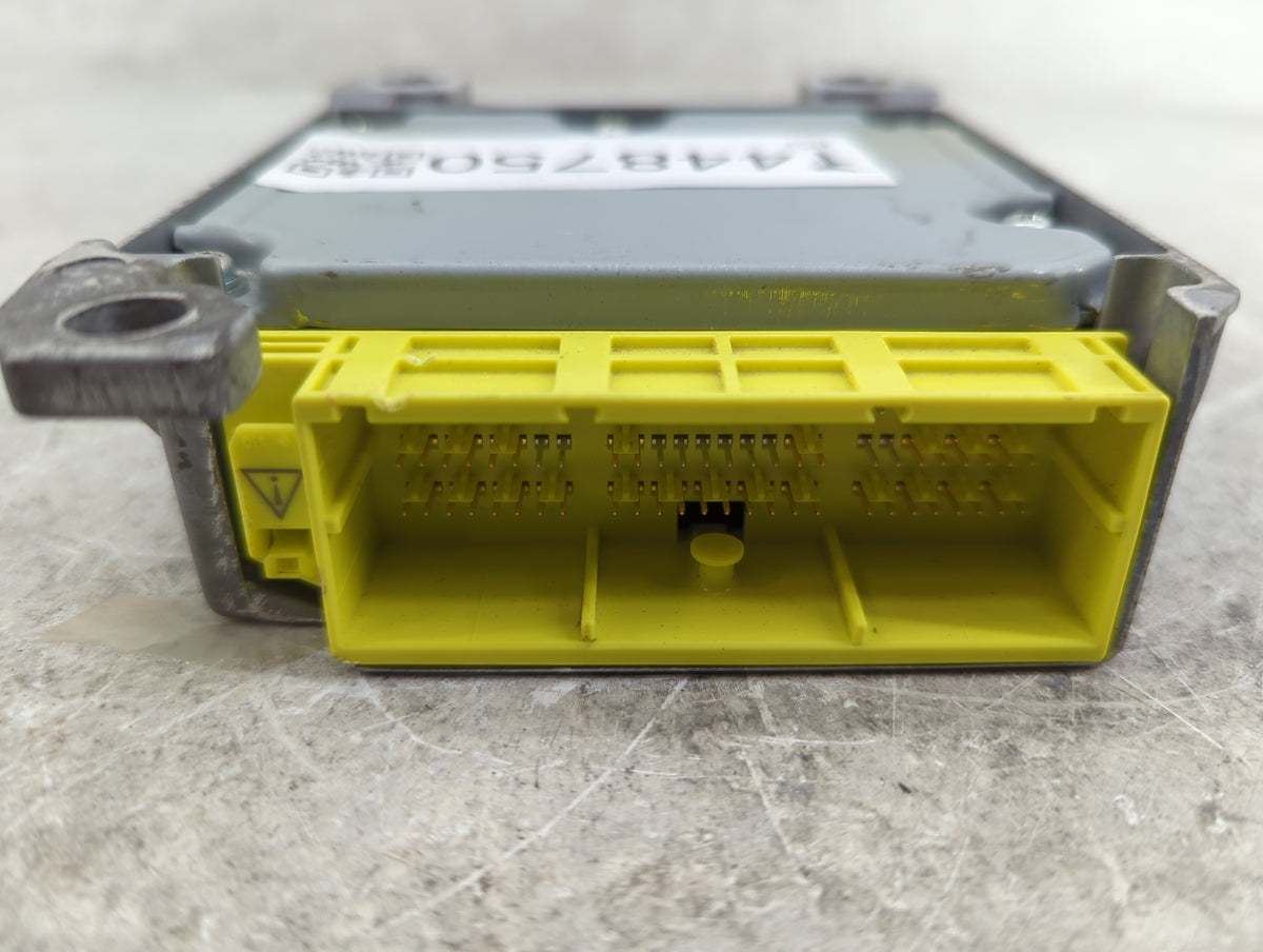 2015-2017 Toyota Camry Safety Restraint Srs Airbag Control Module - Oemusedautoparts1.com