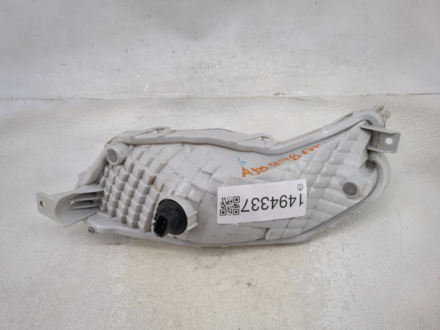 2015-2017 Toyota Camry Passenger Right Oem Front Light Lamp 1494337 - Oemusedautoparts1.com