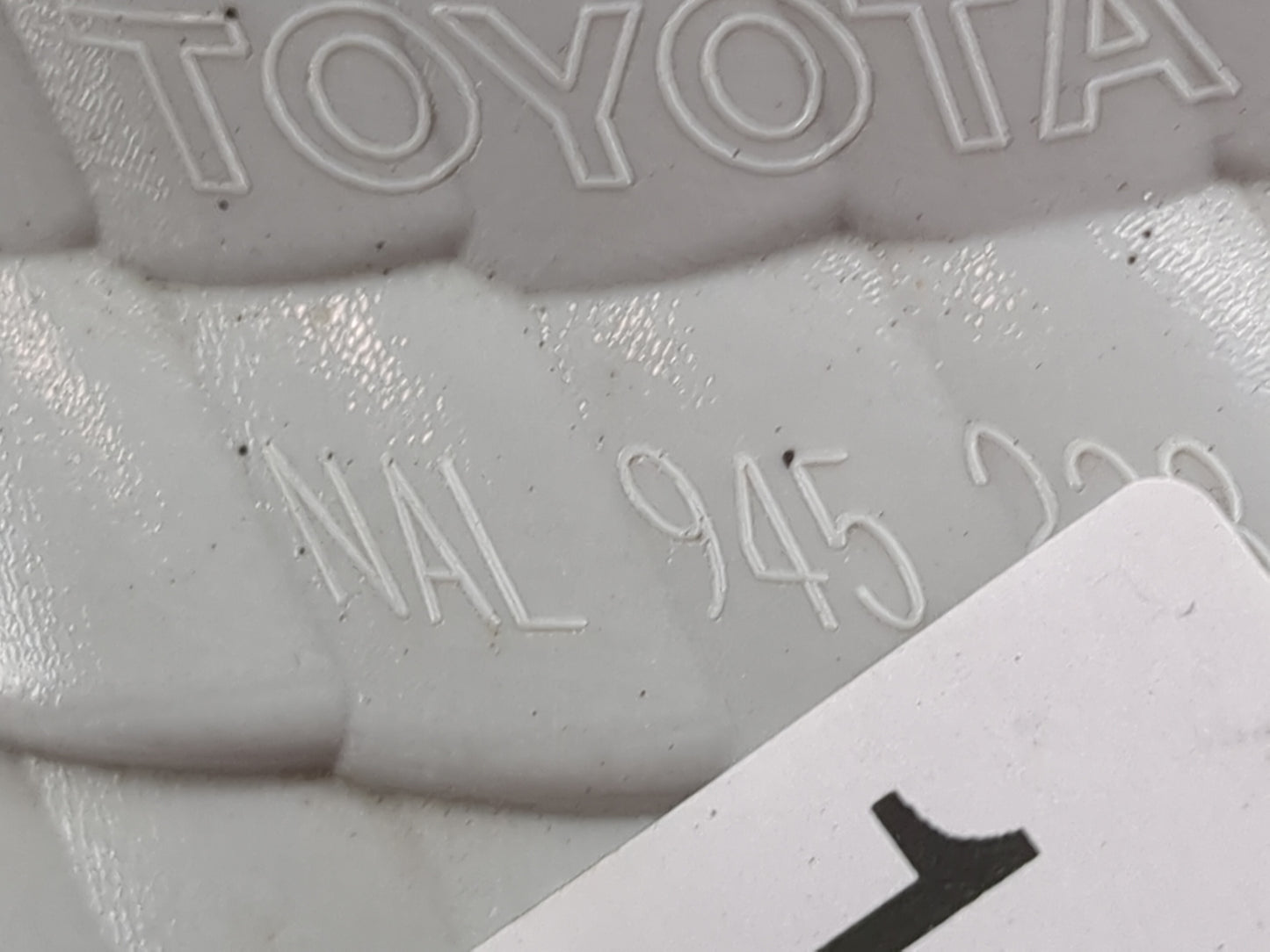 2015-2017 Toyota Camry Passenger Right Oem Front Light Lamp 1494337 - Oemusedautoparts1.com