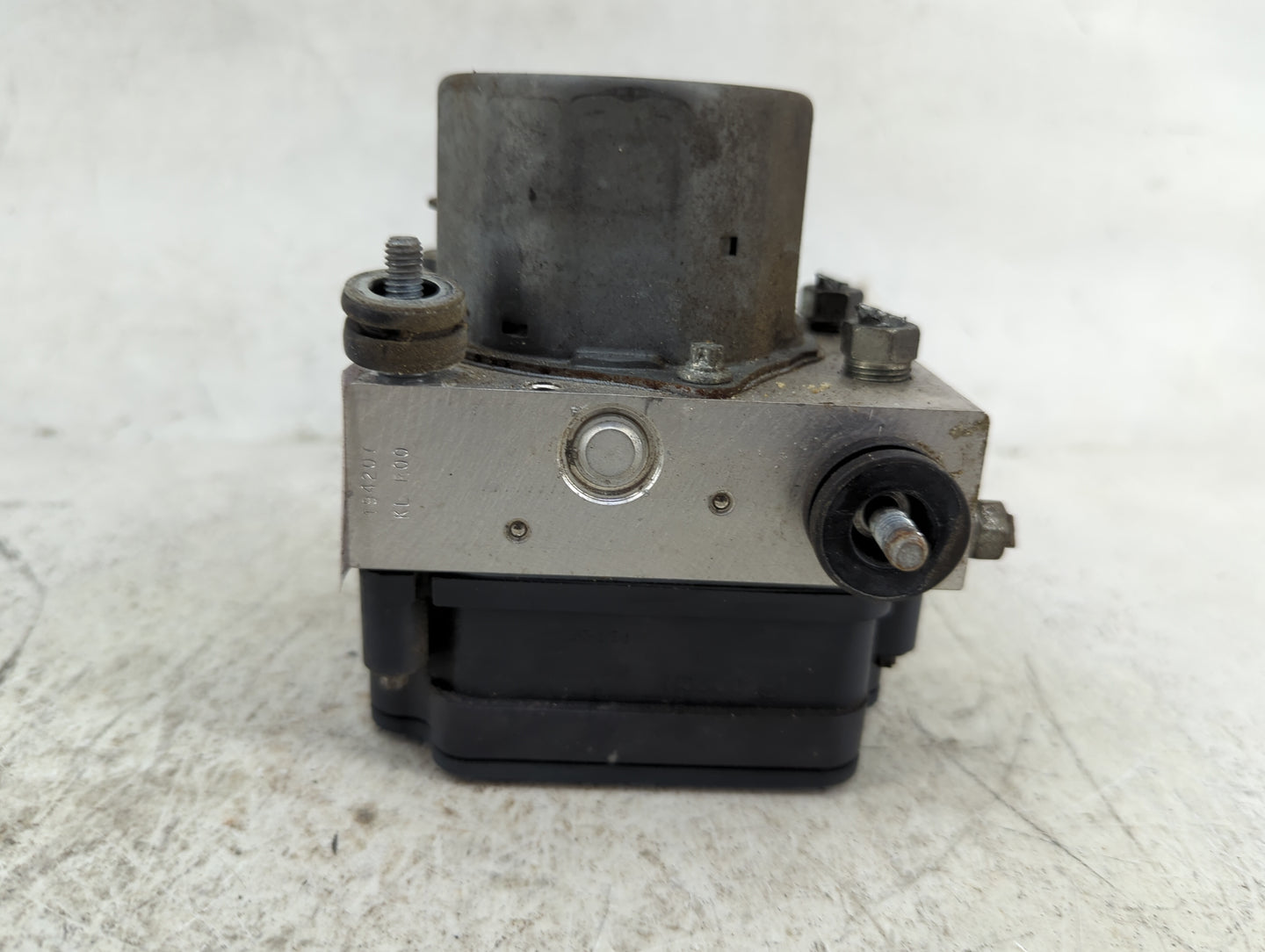 2015-2017 Toyota Camry ABS Pump Control Module Replacement P/N:44540-06180 269 664, 15081043/0773 Fits Fits 2015 2016 2017 O