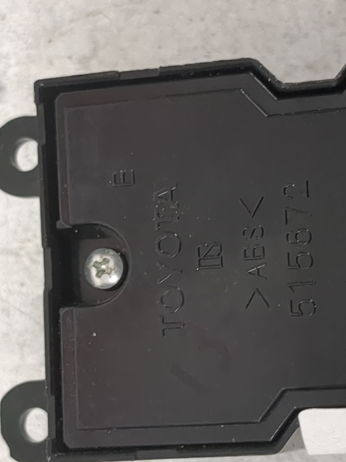 2015-2017 Toyota Camry Master Power Window Switch Replacement Driver Side Left P/N:790-GW56 84820-06170 Fits Fits 2015 2016 