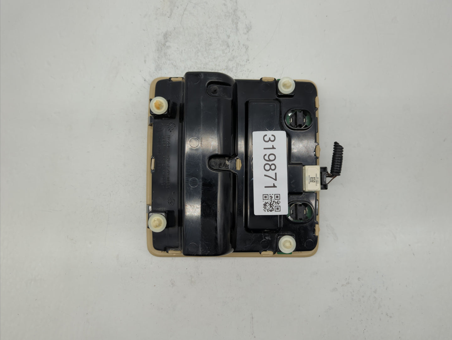 2012-2017 Toyota Camry Overhead Console W/rear Climate Control - Oemusedautoparts1.com